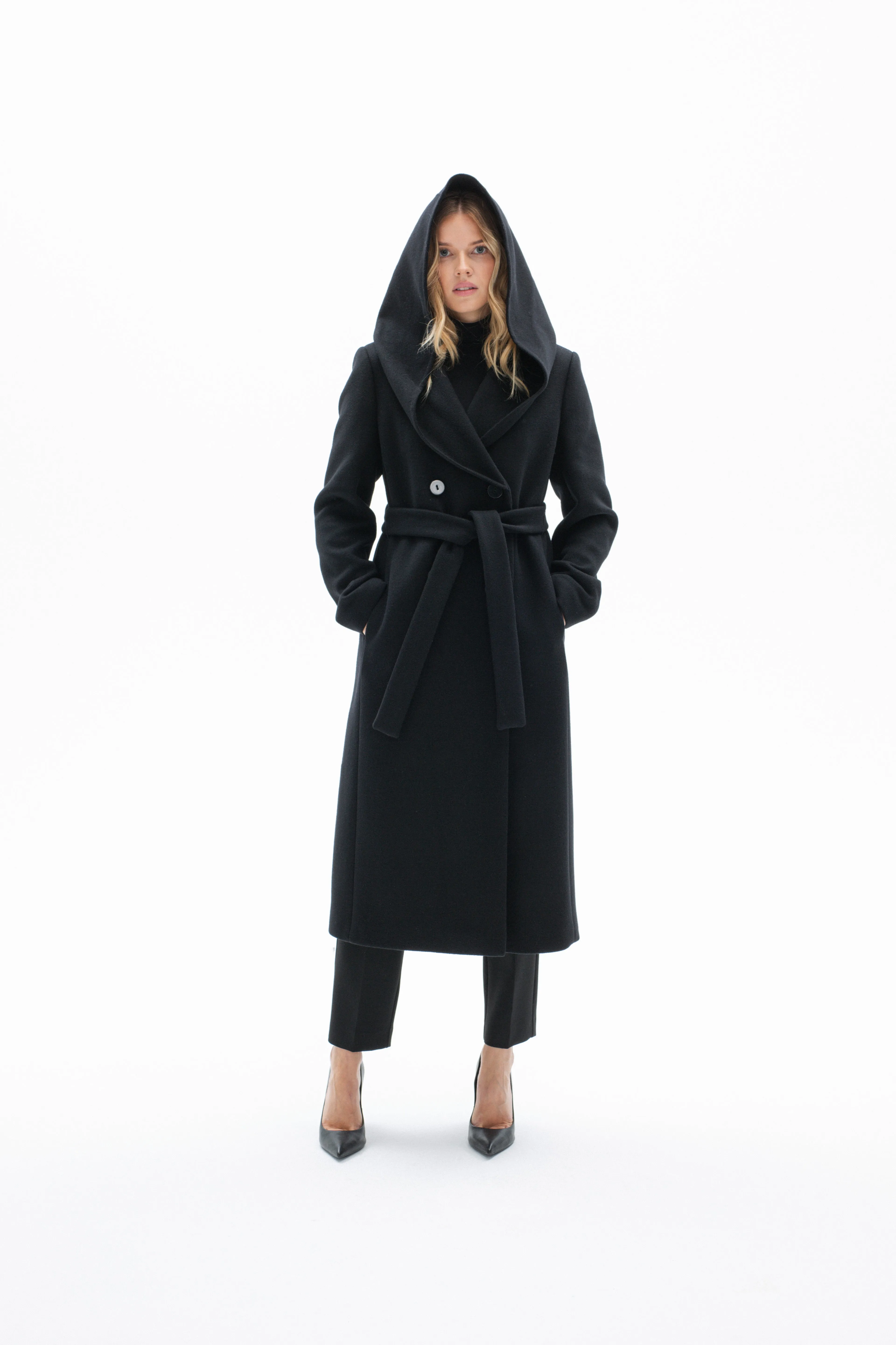 BLACK BELTED COAT WITH DOUBLE-FACED WOOL HOOD