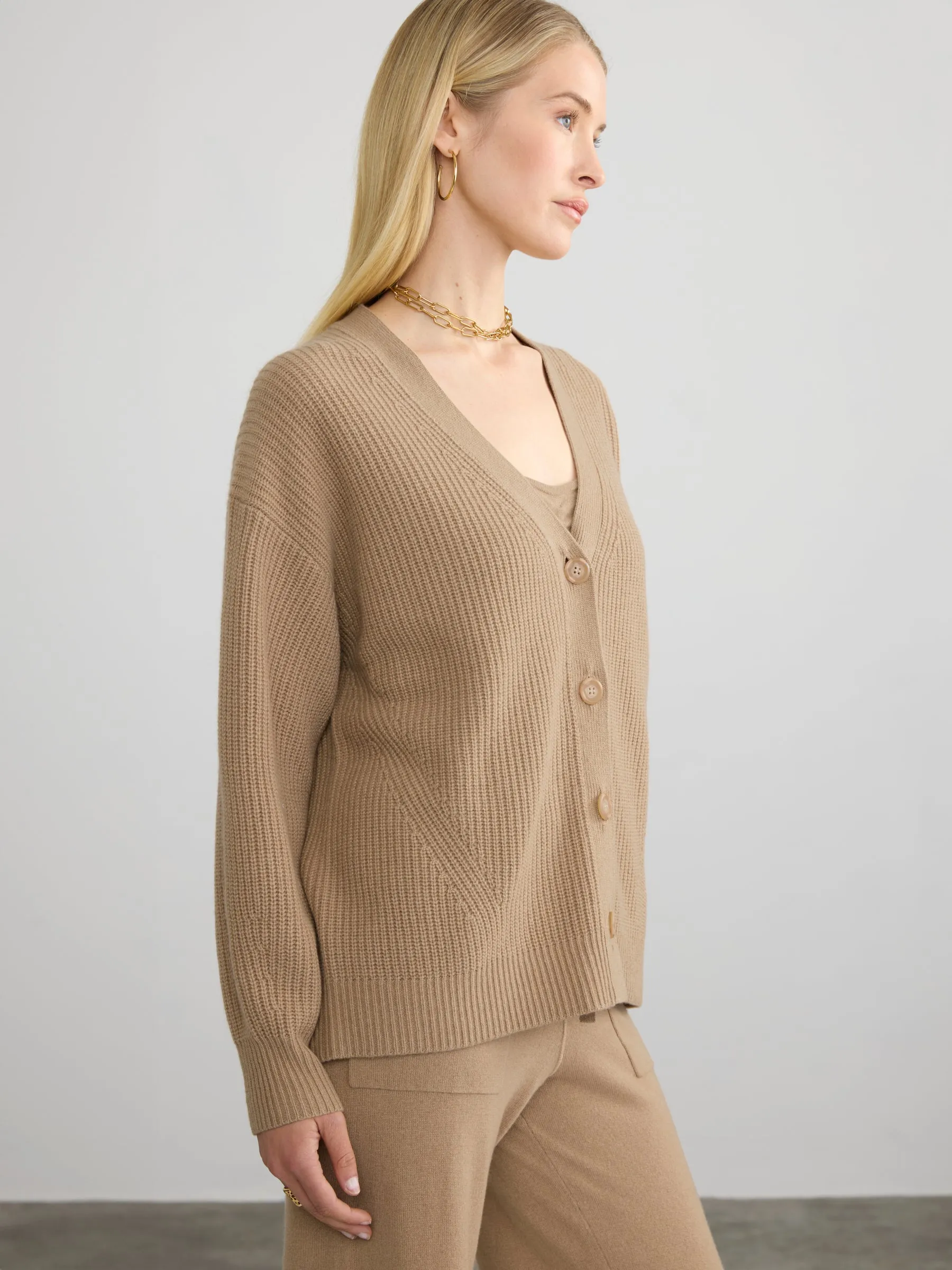 FAIRFAX CARDI