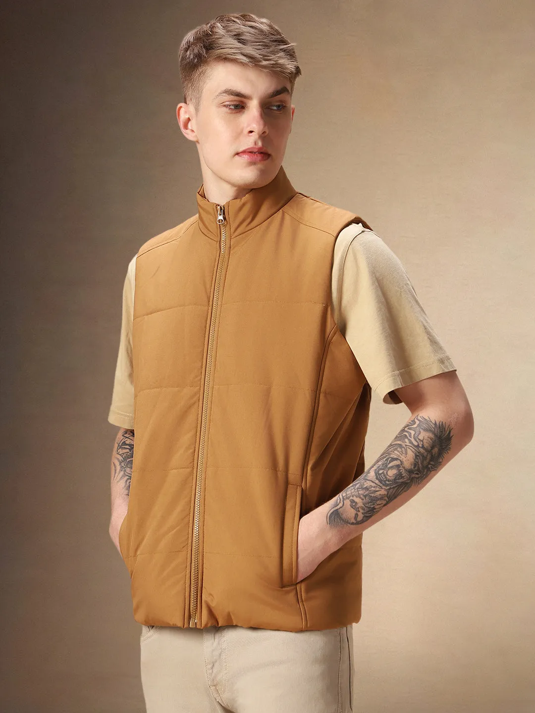 Men's Beige Solid Stand Collar Sleeveless Gilet Jacket