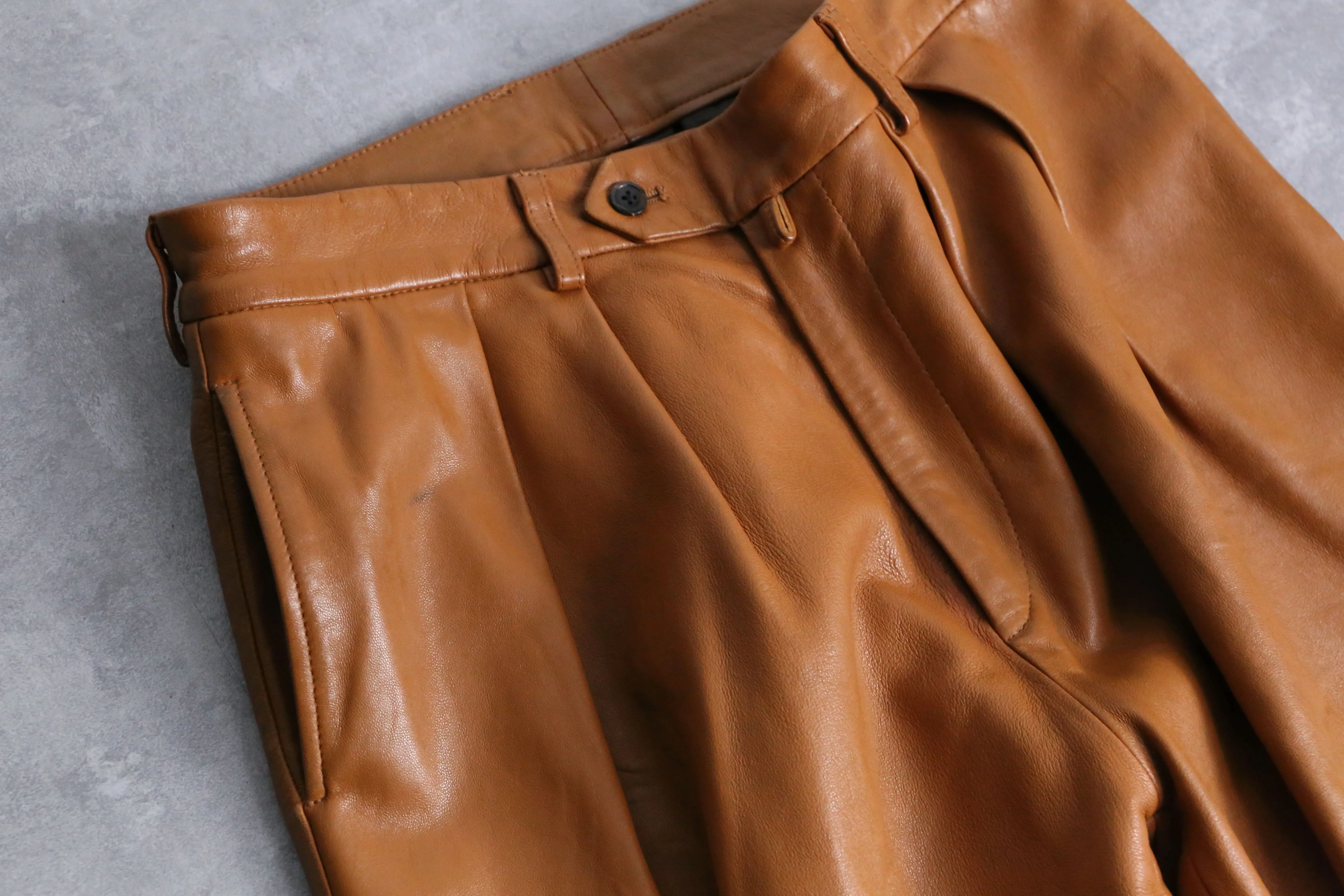 "NEAT" maple leather pants