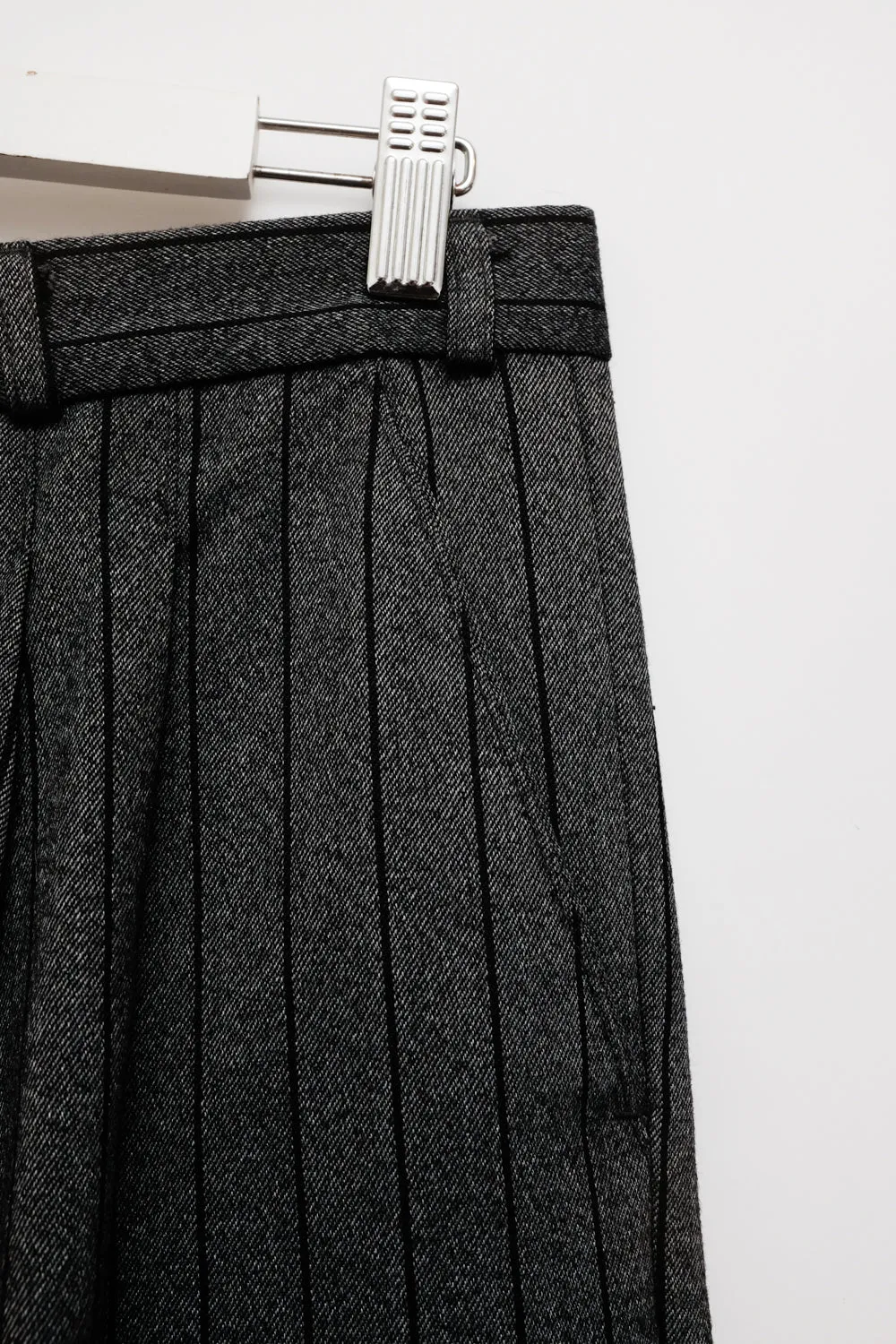 WOOL GREY PINSTRIPED VINTAGE PANTS